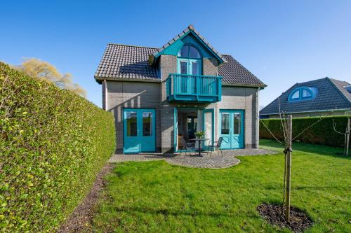 Fréjus 116 Kustpark Village Scaldia — 4-Star Luxury Hotel in Domburg, Netherlands