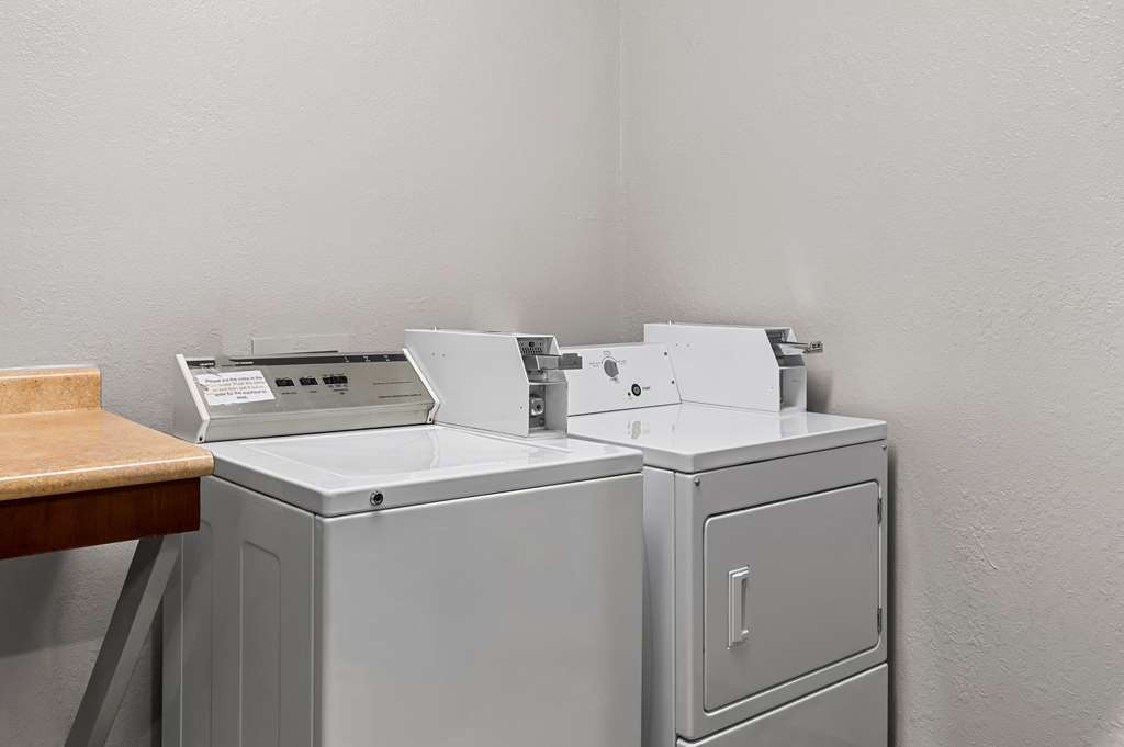 Best Western Sherwood Inn & Suites - photo 27