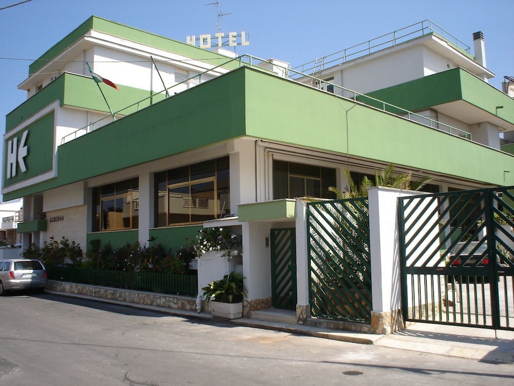 Esperia — hotel in Sammichele Di Bari