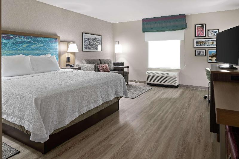 Hampton Inn & Suites Cranberry Pittsburgh - photo 41