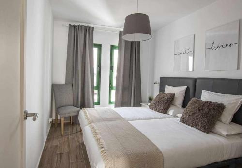 Holyhome premium 101 in Teguise, Spain