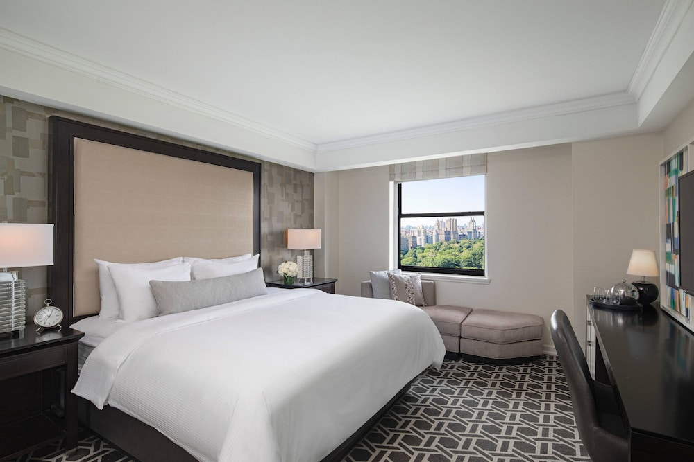 JW Marriott Essex House New York - photo 20