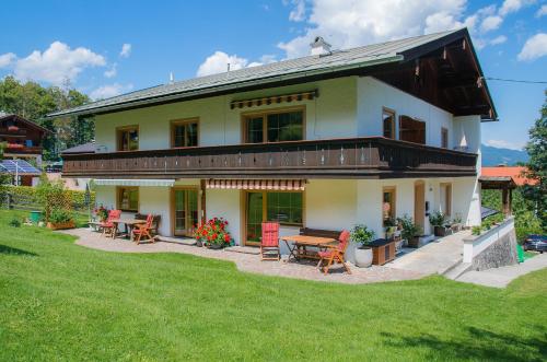 Ferienwohnung Alpinenhof — 4-Star Luxury Hotel in Koenigsee, Germany