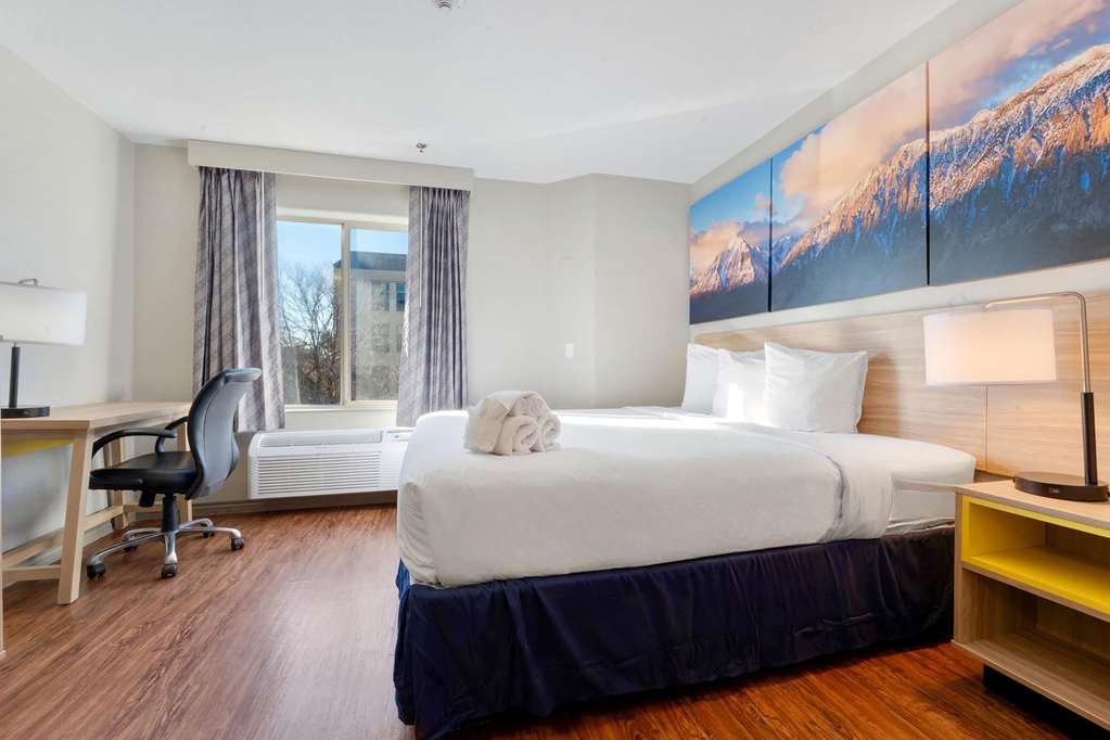 Days Inn by Wyndham Thornton - photo 7