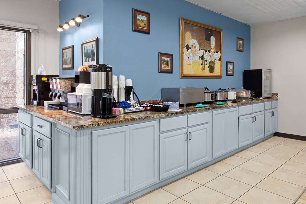 Baymont Inn and Suites by Wyndham Farmington MO - photo 7