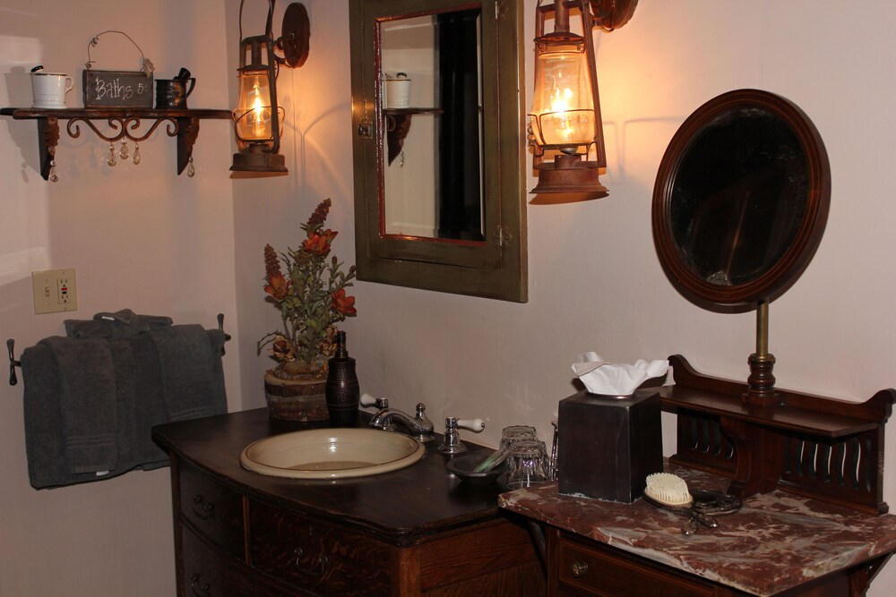 Adobe Village Inn - photo 65