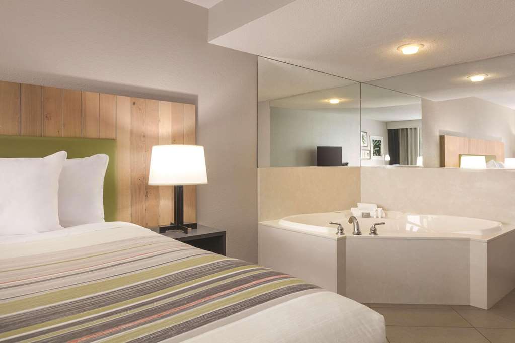 Country Inn & Suites by Radisson London KY - photo 14