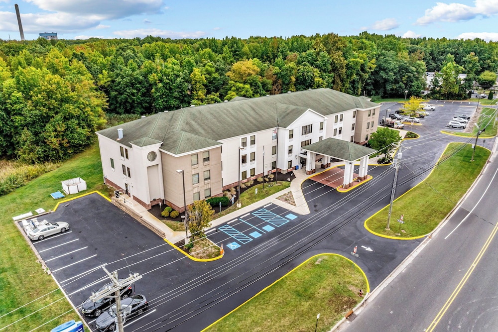 Holiday Inn Express Hotel & Suites Carneys Point by IHG - photo 47