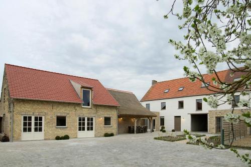 Holiday Home De Maalderij — 4-Star Luxury Hotel in Diksmuide, Belgium