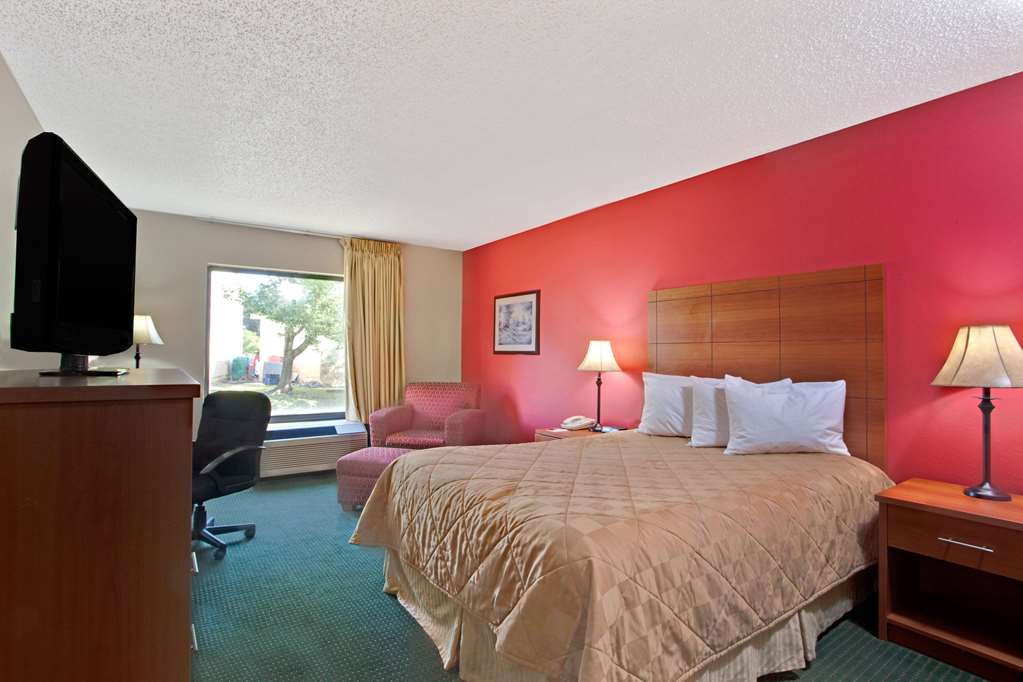 Ramada by Wyndham Pearl Jackson Airport - photo 4