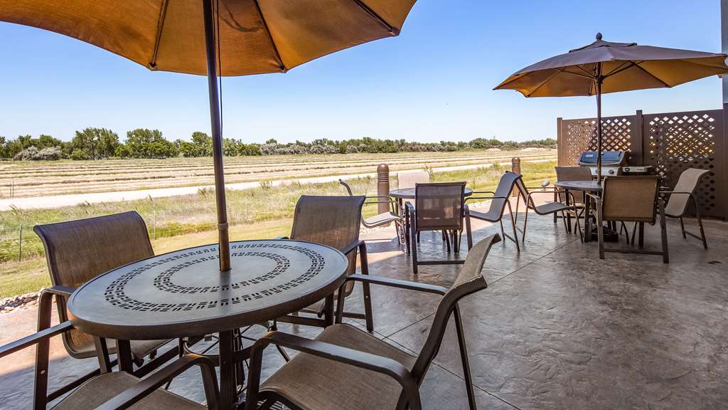 Best Western Plus Overland Inn - photo 10
