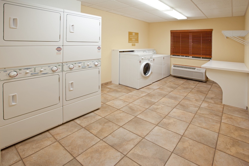 Candlewood Suites Elgin by IHG - photo 11