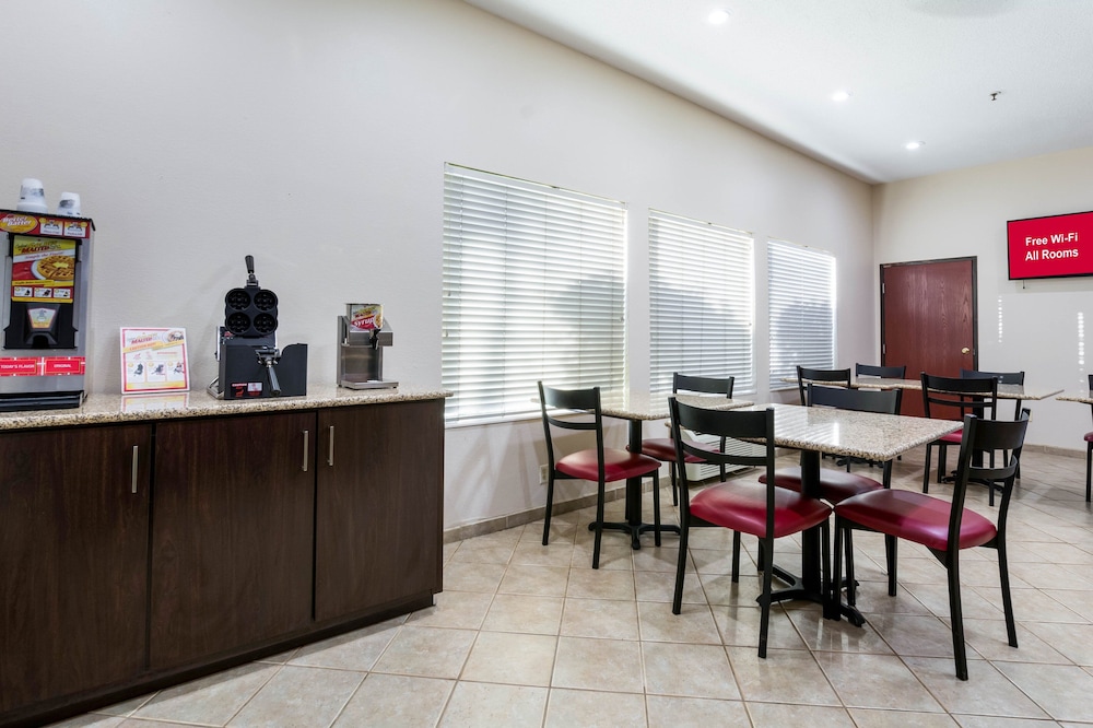 Red Roof Inn Carrollton - photo 25