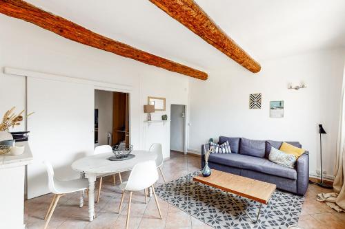 Le Pigeonnier Un Voyage En Provence