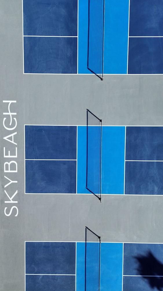 SkyBeach Resort - photo 45