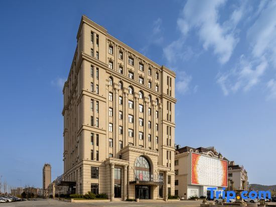 Rezen Dong Hotel Zhuanghe Wanda Plaza — 4-Star Luxury Hotel in Dalian, People's Republic of China
