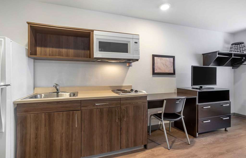 Extended Stay America Select Suites Beaumont - photo 9