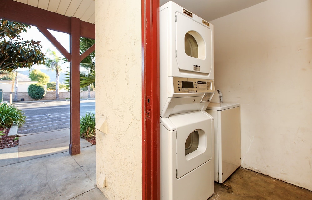 Red Roof Inn Lompoc - photo 49