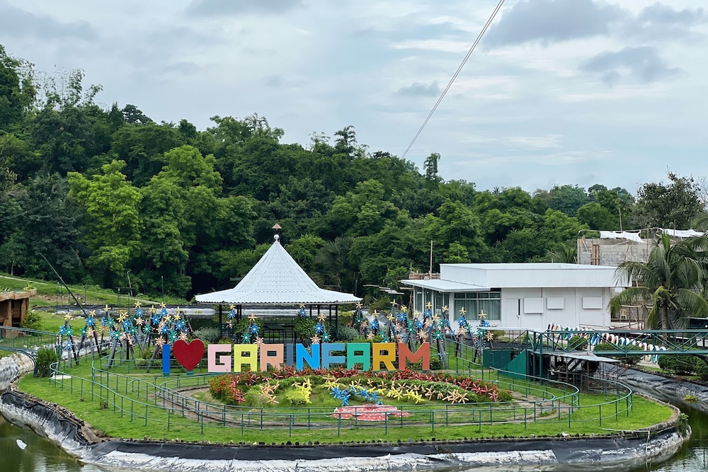 Garin Farm Pilgrimage Resort powered by Cocotel — hotel in San Joaquin