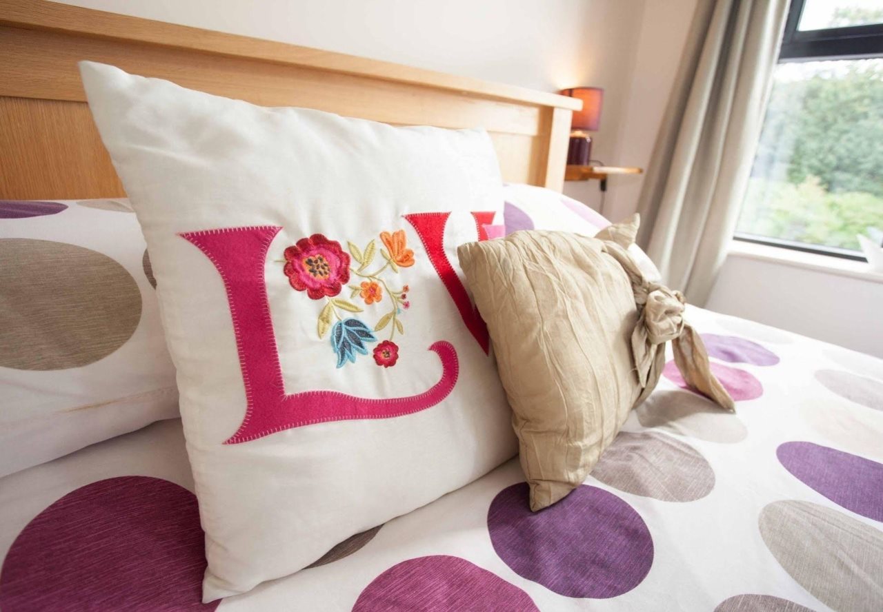 The Lamb and Flag - carbon neutral hotel in Neath