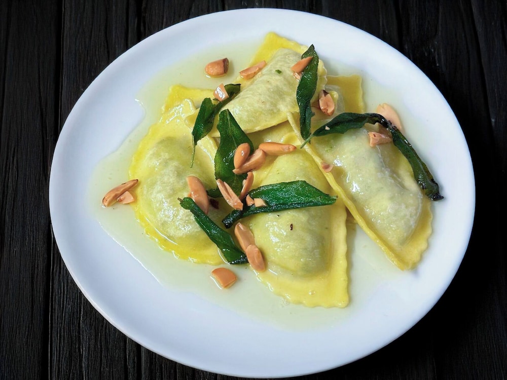 מזון ומשקאות