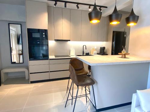 Arcus by Aestas Suites — 4-Star Luxury Hotel in Artemida, Greece