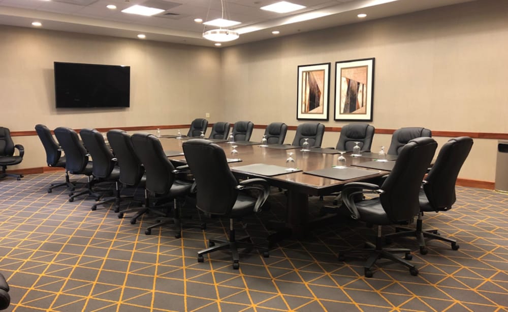 Holiday Inn Purdue Fort Wayne by IHG - photo 27