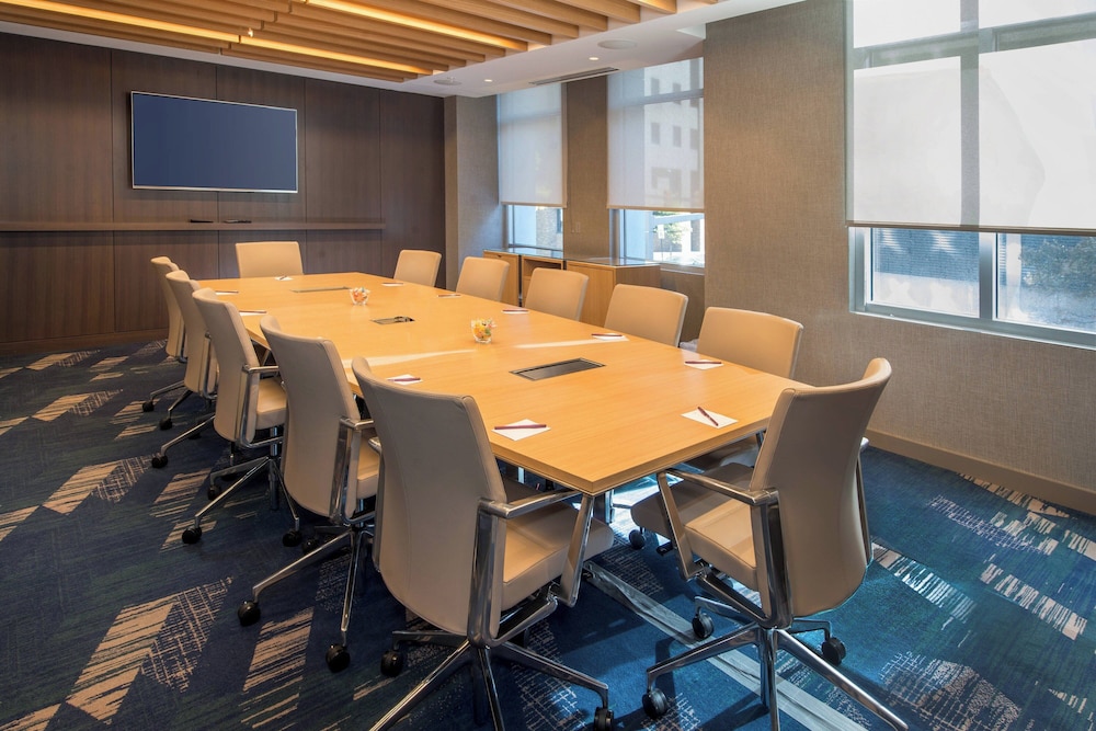 Residence Inn by Marriott Baltimore at The Johns Hopkins Medical Campus - photo 38