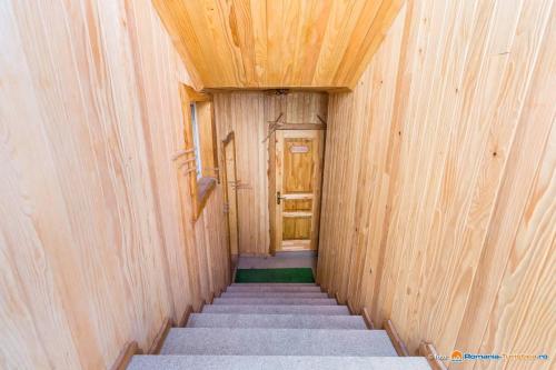 Taverna Ceahlau in Tupilati, Romania