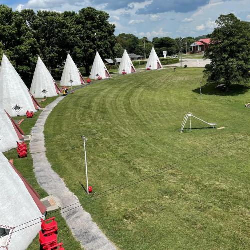 Historic Wigwam Village No 2 in Cave City, United States