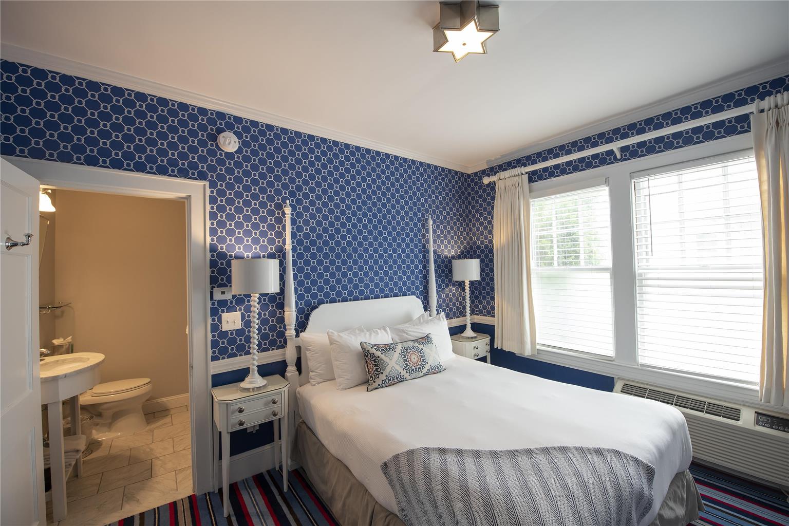 Kennebunkport Inn - photo 23