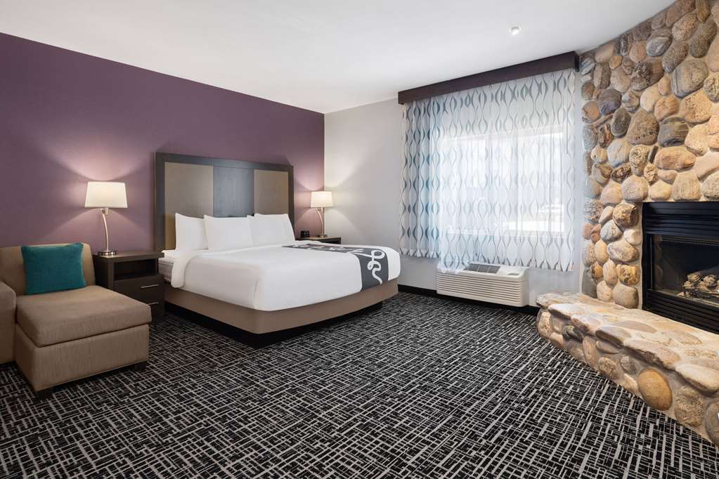 La Quinta Inn & Suites by Wyndham Pocatello - photo 24