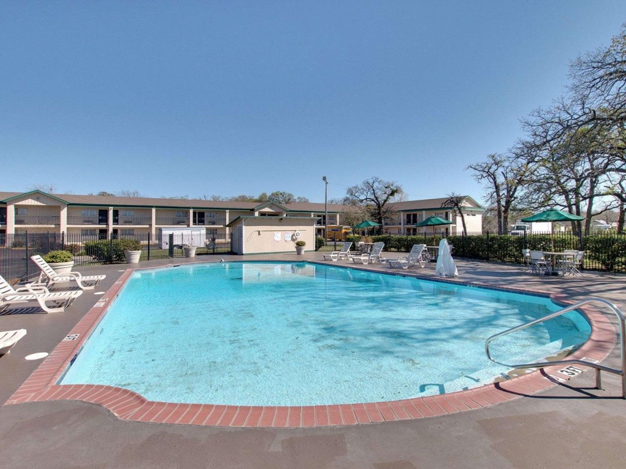 Best Western Chateau Ville Motor Inn — hotel in Gatesville