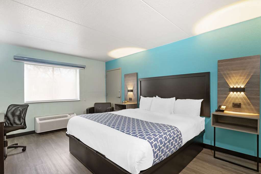 Clarion Inn Des Moines Airport - photo 7