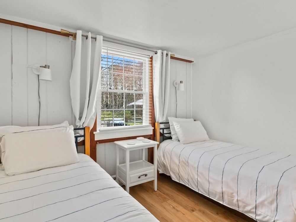 The Seagrove Suites & Guest Rooms - photo 26