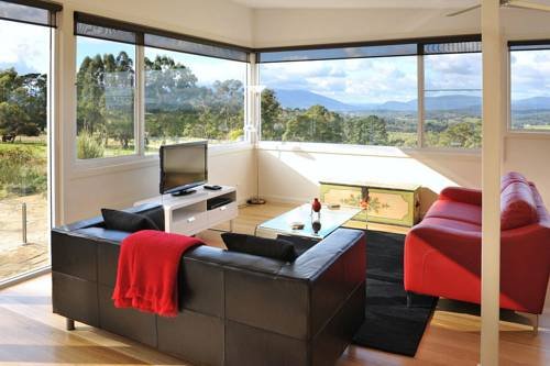 Dalblair Bed & Breakfast — 4-Star Luxury Hotel in Seville, Australia