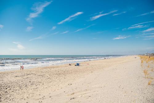 Once Upon A Tide by Oak Island Accommodations - photo 8