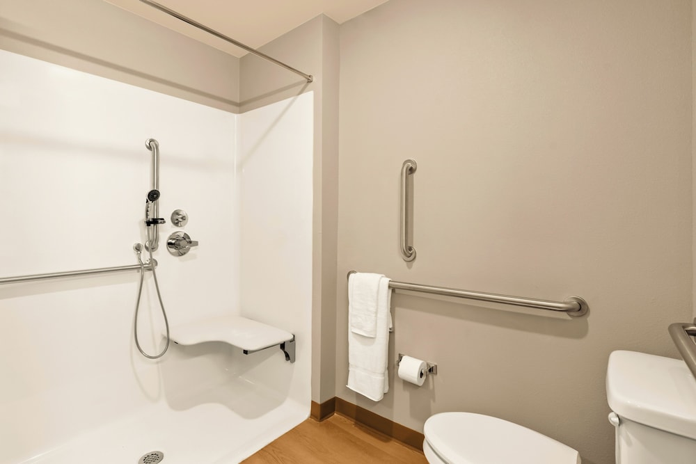 LivAway Suites Tri Cities Richland - photo 27
