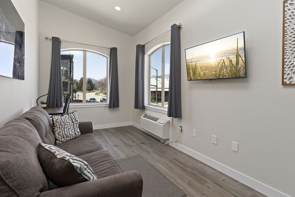 Sandpoint Hotel & Suites Downtown - photo 36