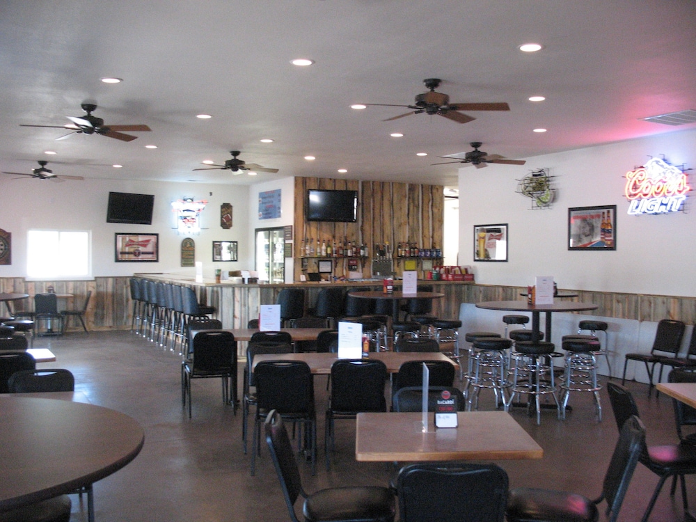 Iron Horse Inn - photo 10