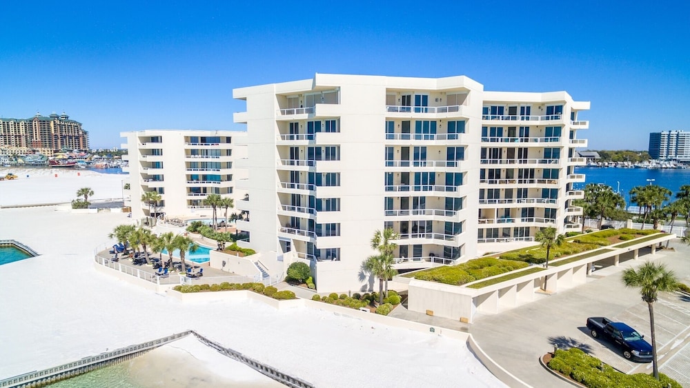 East Pass Towers 304 3 Bedroom Condo by RedAwning Destin - photo 63