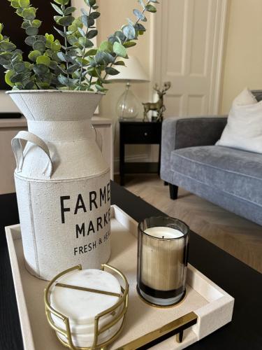 Luxury High Street Apartment — 4-Star Luxury Hotel in Moffat, United Kingdom