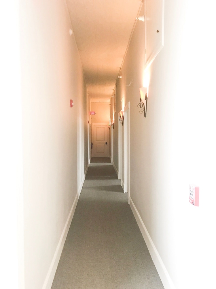 Inn On Central - photo 26
