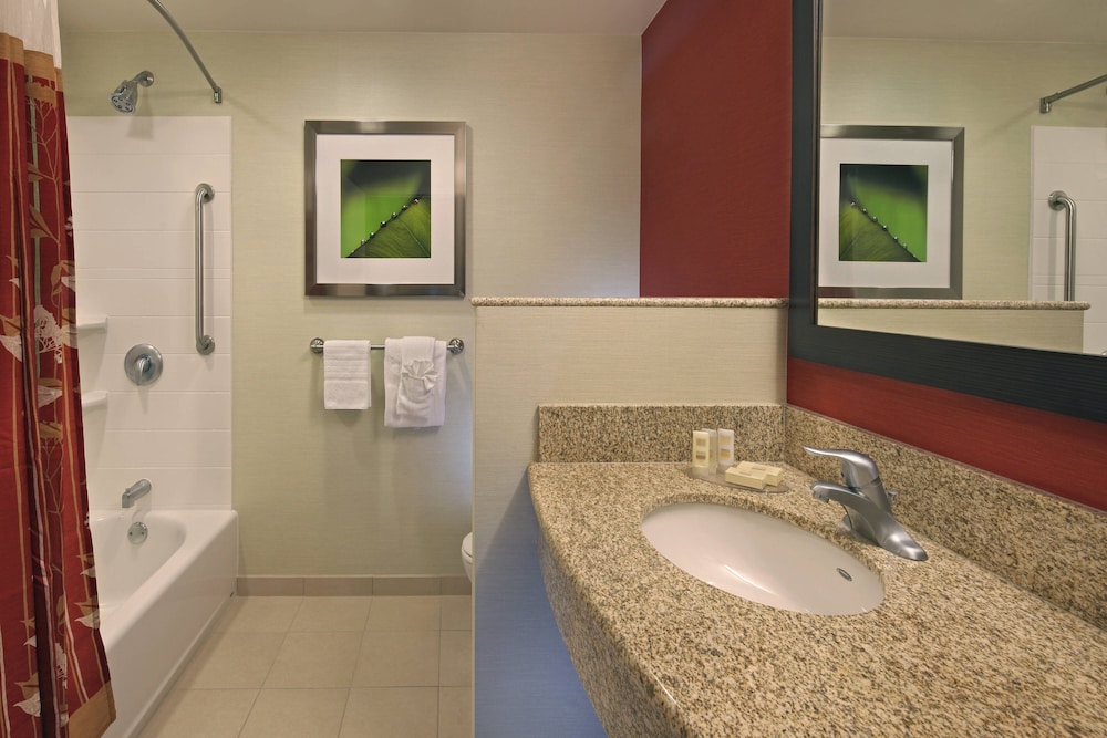 Courtyard Philadelphia Coatesville Exton - photo 12