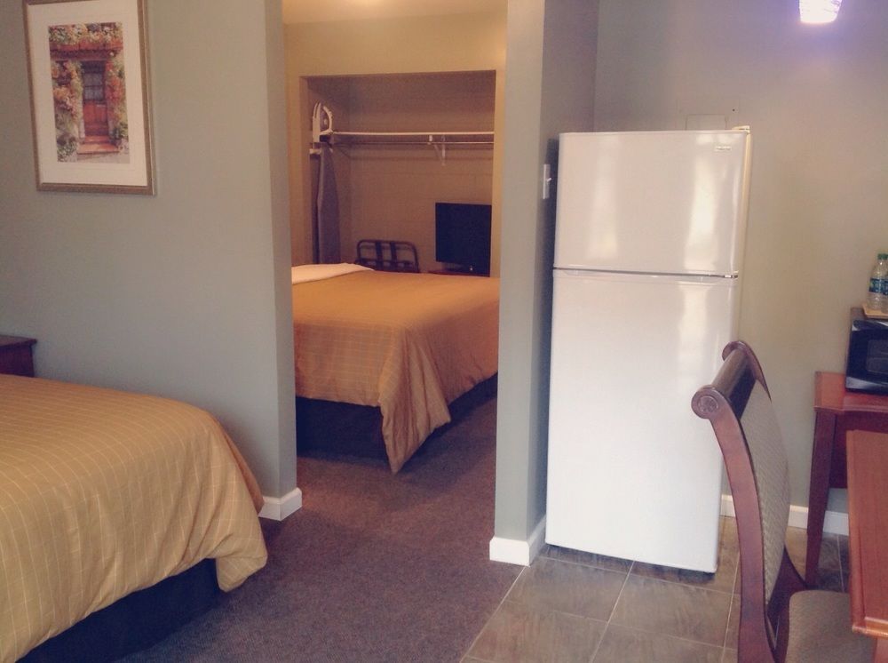 Jefferson Inn and Suites - photo 9