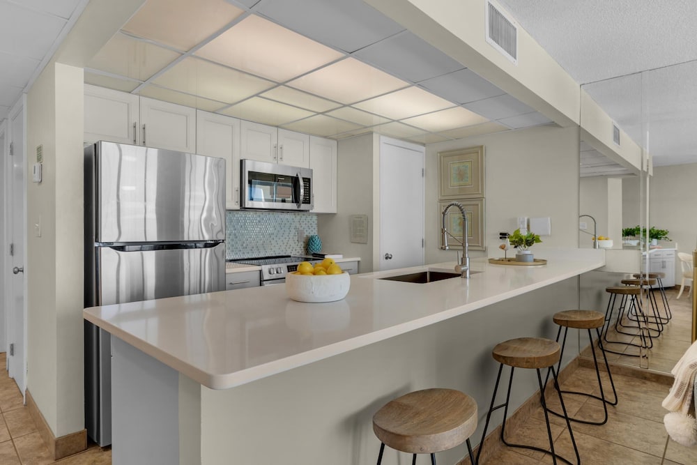 Edgewater Tower 2 805 - photo 25