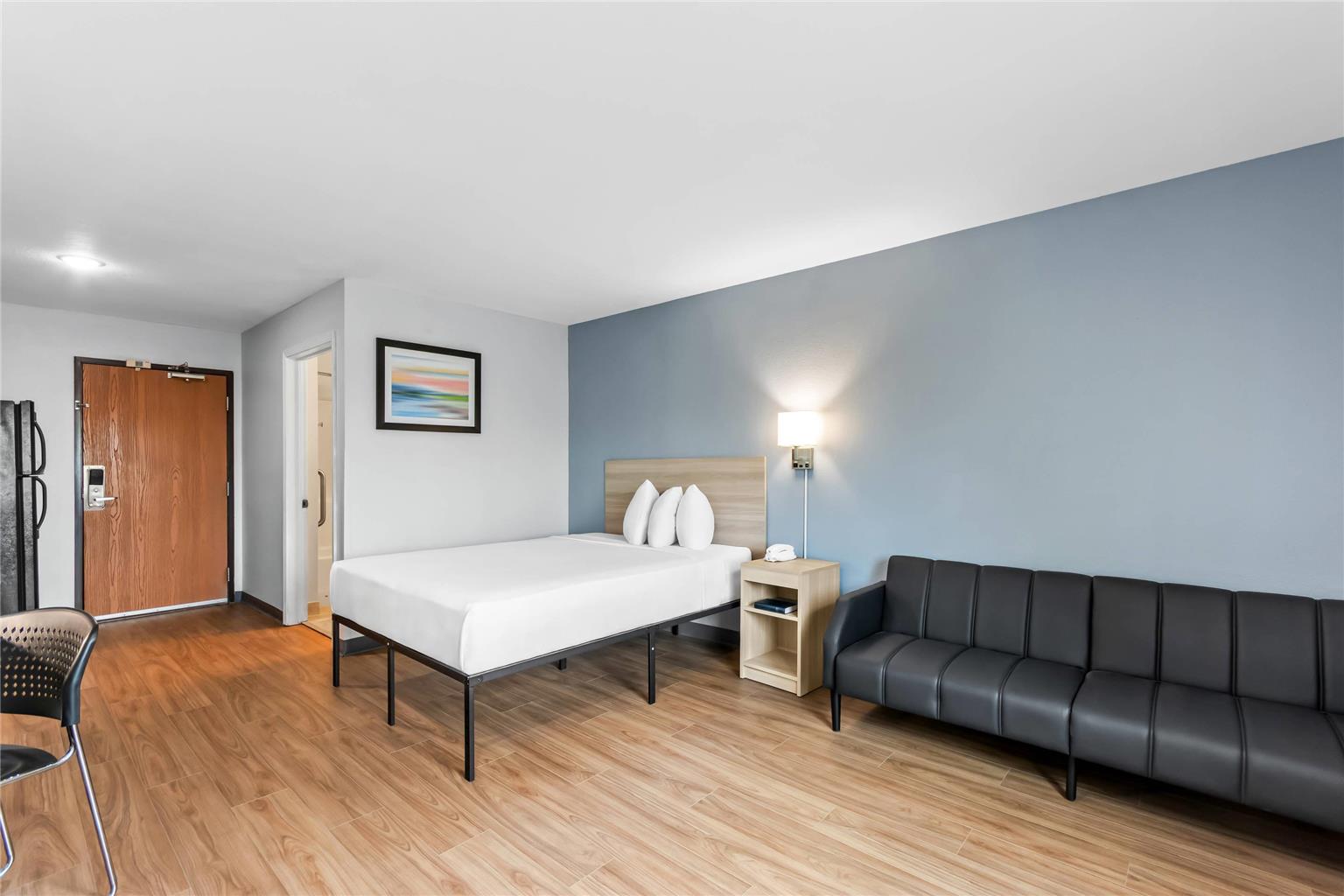Suburban Studios Clarksville Louisville North - photo 27