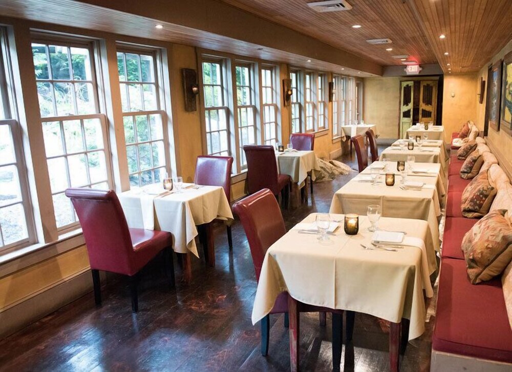 The Red Lion Inn Resort 1704 - photo 17