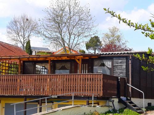 Uwes Seeblick - carbon neutral hotel in Unknown City