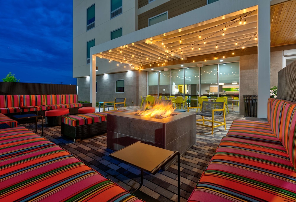 Home2 Suites by Hilton El Campo - photo 31